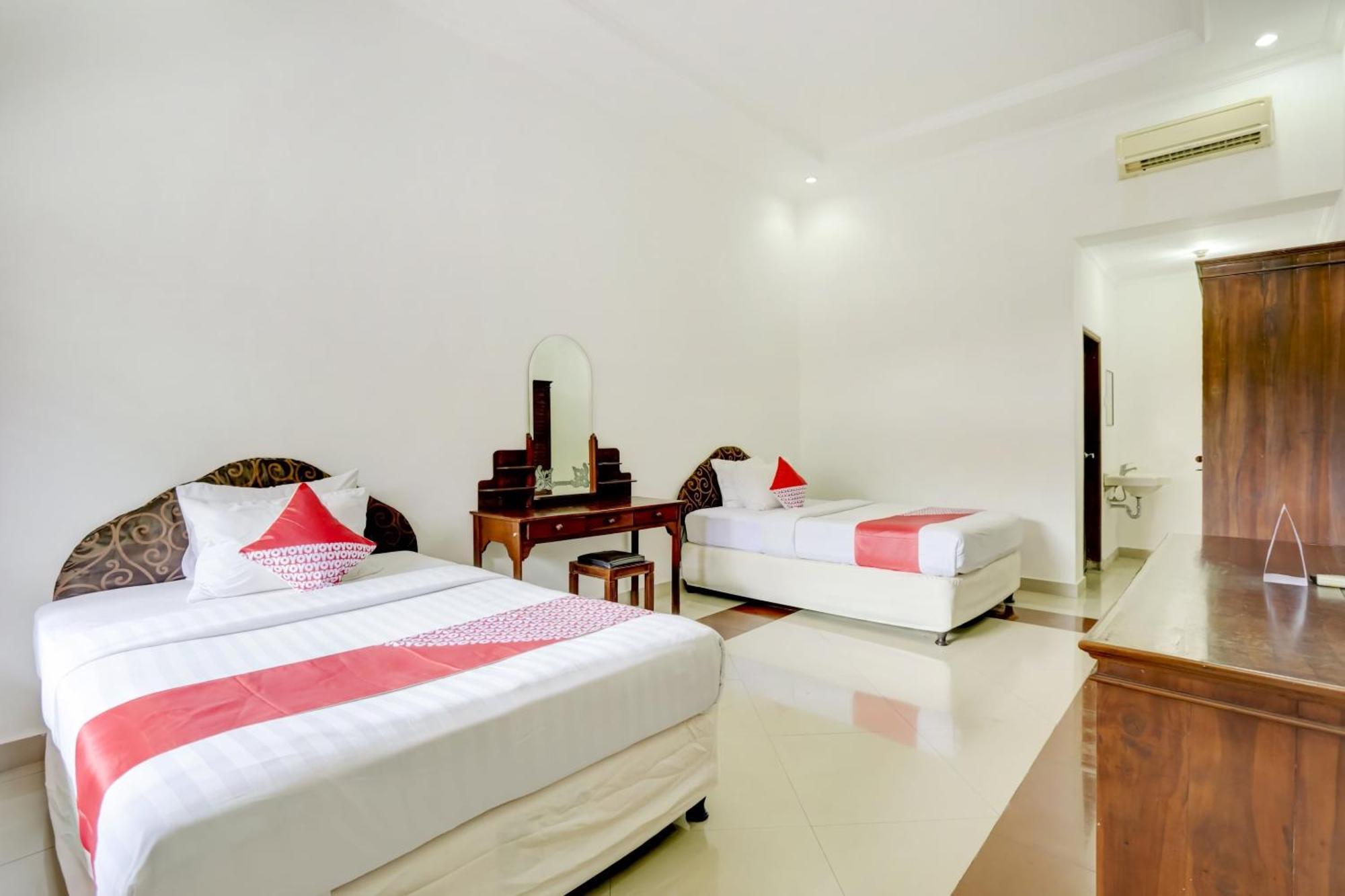 OYO 3261 Hotel Ratu Dempasar Exterior foto