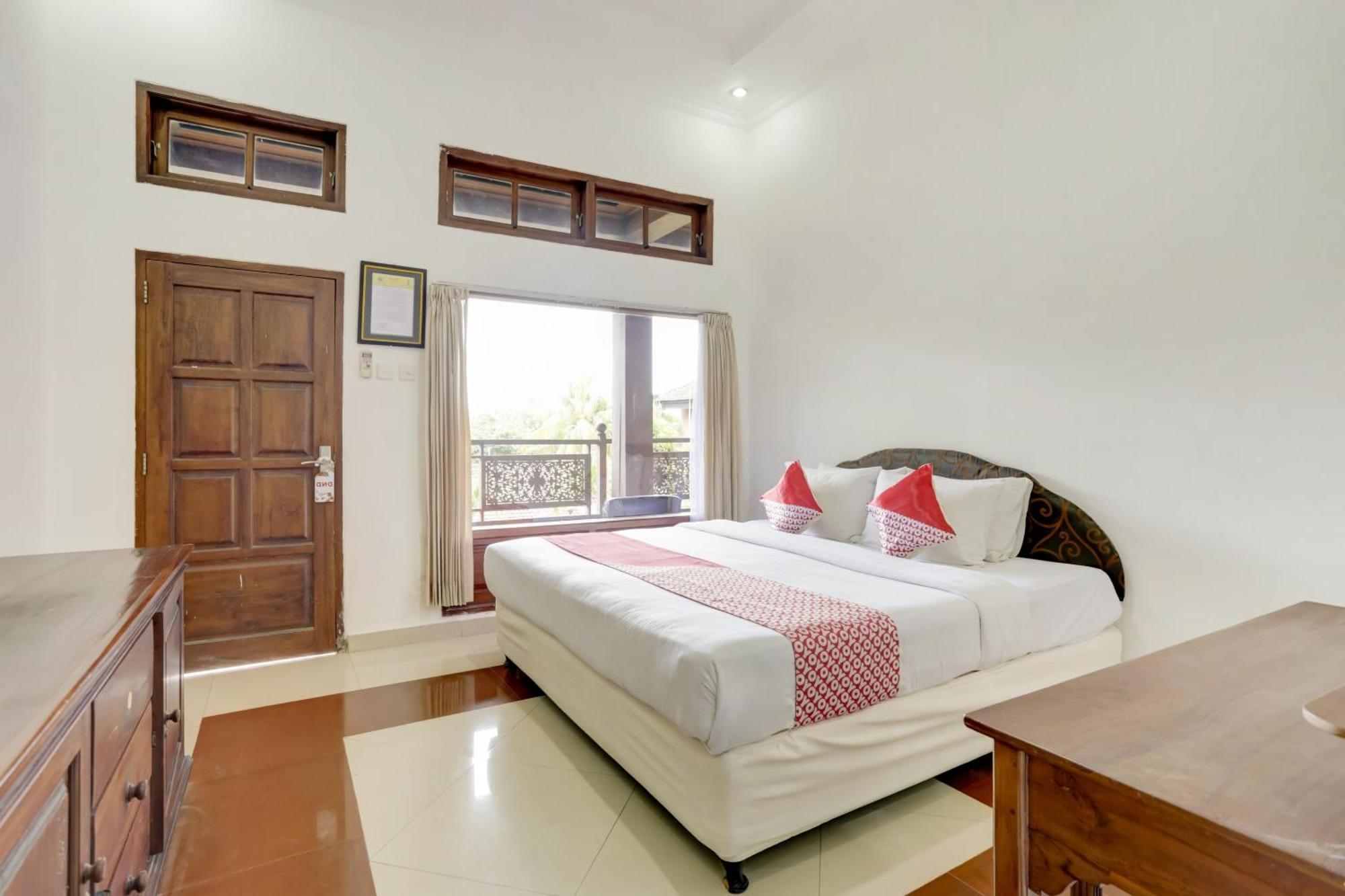 OYO 3261 Hotel Ratu Dempasar Exterior foto