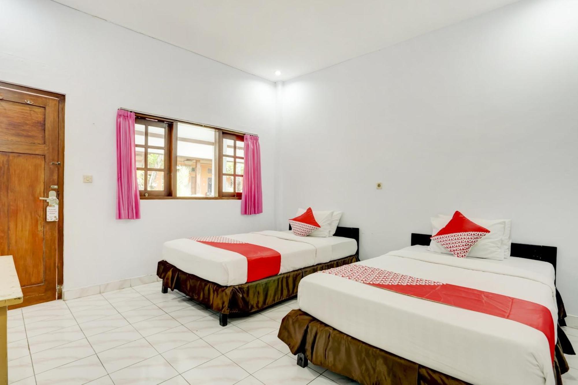 OYO 3261 Hotel Ratu Dempasar Exterior foto
