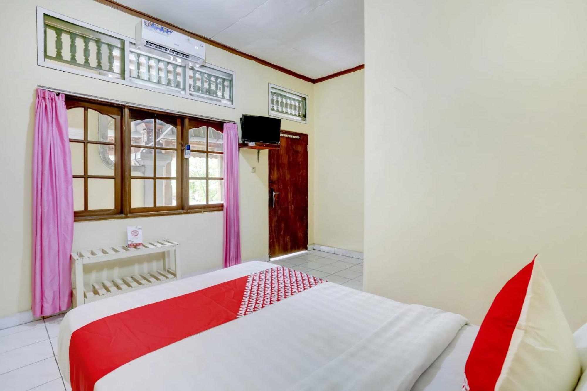 OYO 3261 Hotel Ratu Dempasar Exterior foto