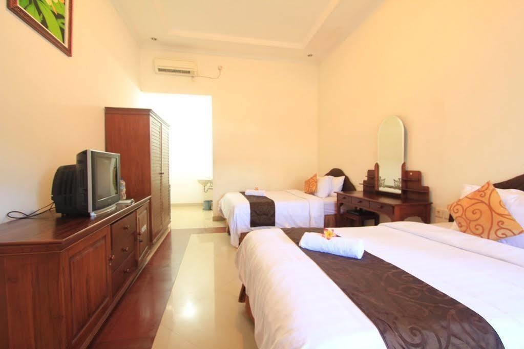 OYO 3261 Hotel Ratu Dempasar Exterior foto